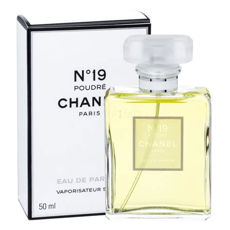 Chanel no19 poudre .